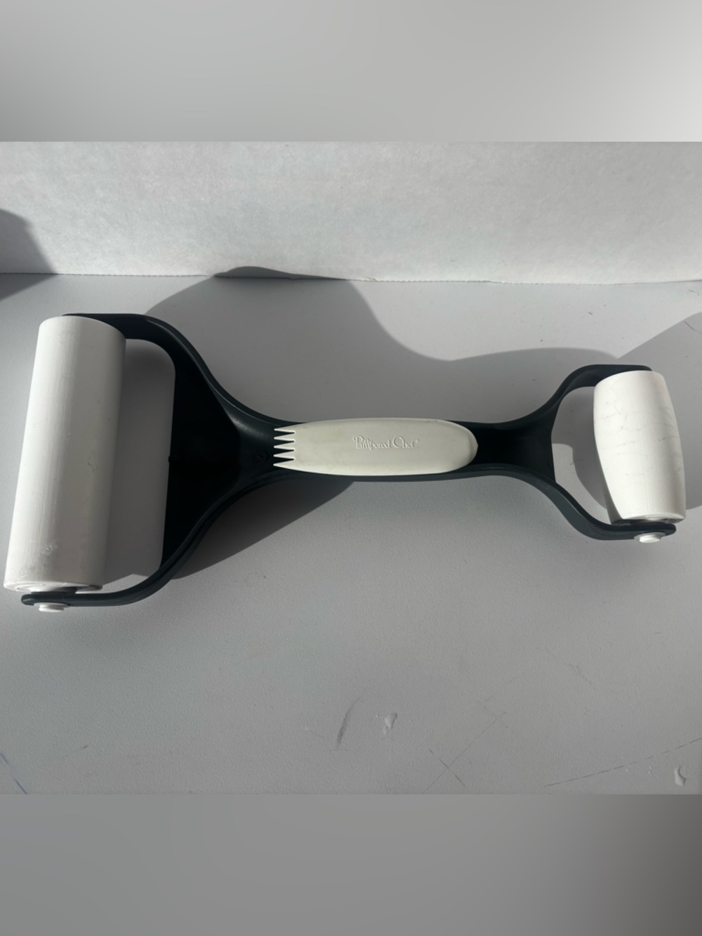 Pampered Chef Double Pastry Dough Kitchen Baking Tool W/Fork